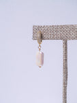 Square pearl fantastic Huggie
