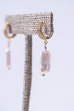 Square pearl fantastic Huggie